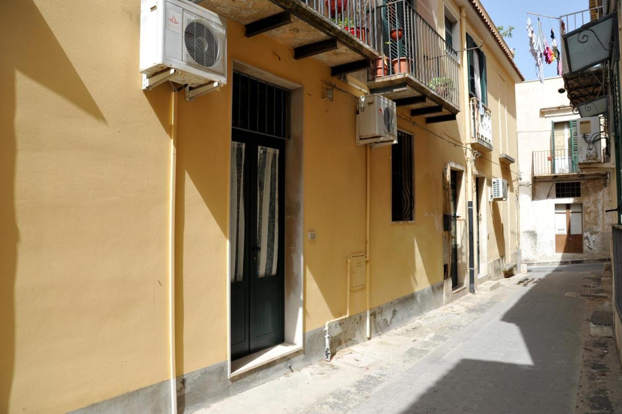Casa Salonia Apartment Noto Ngoại thất bức ảnh